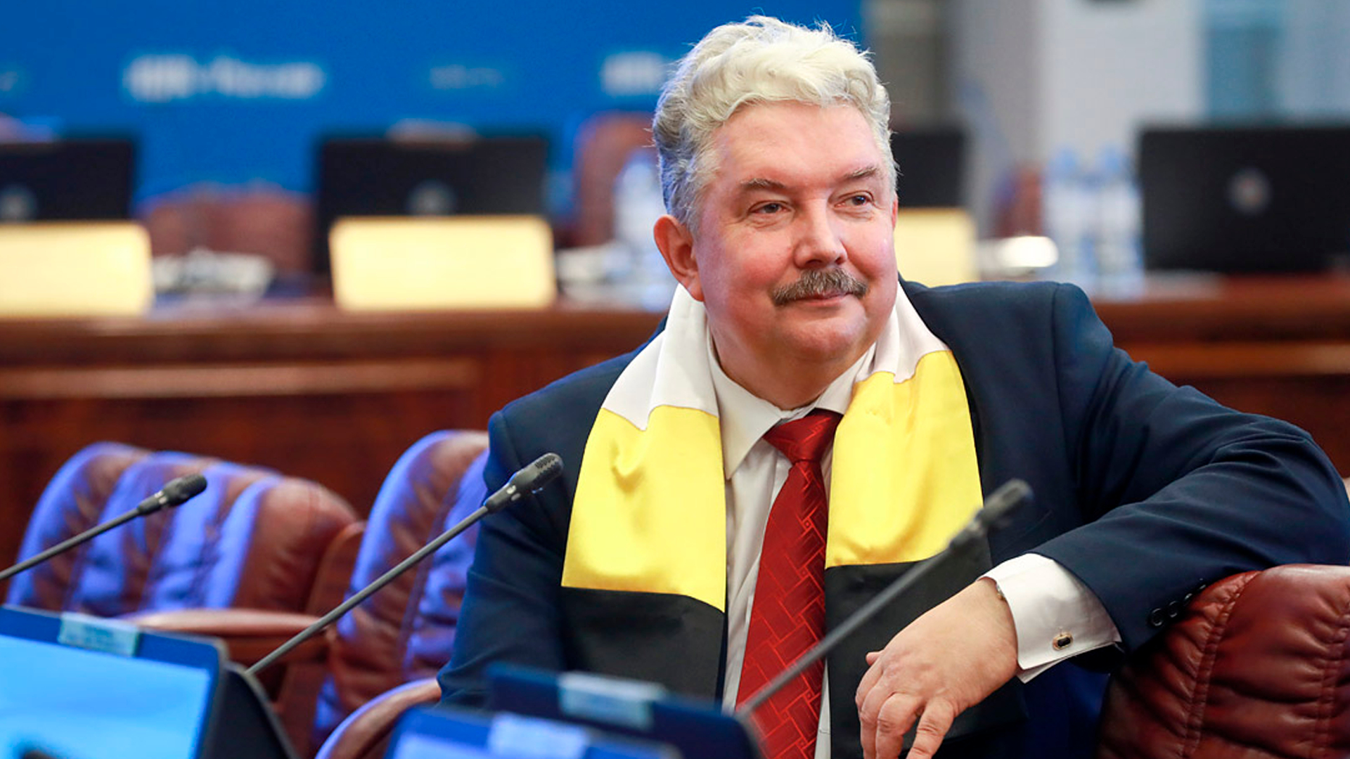 Сергей Бабурин снялся с выборов президента