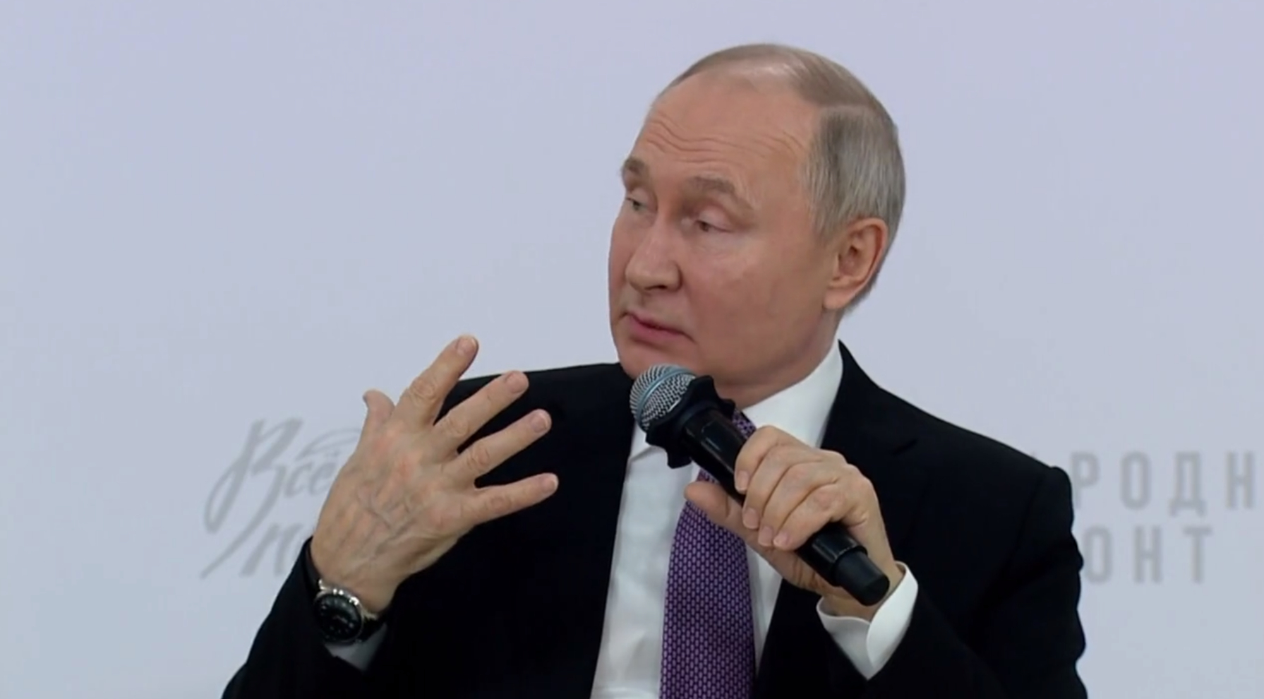 Путин заявил о превосходстве оружия России над натовским