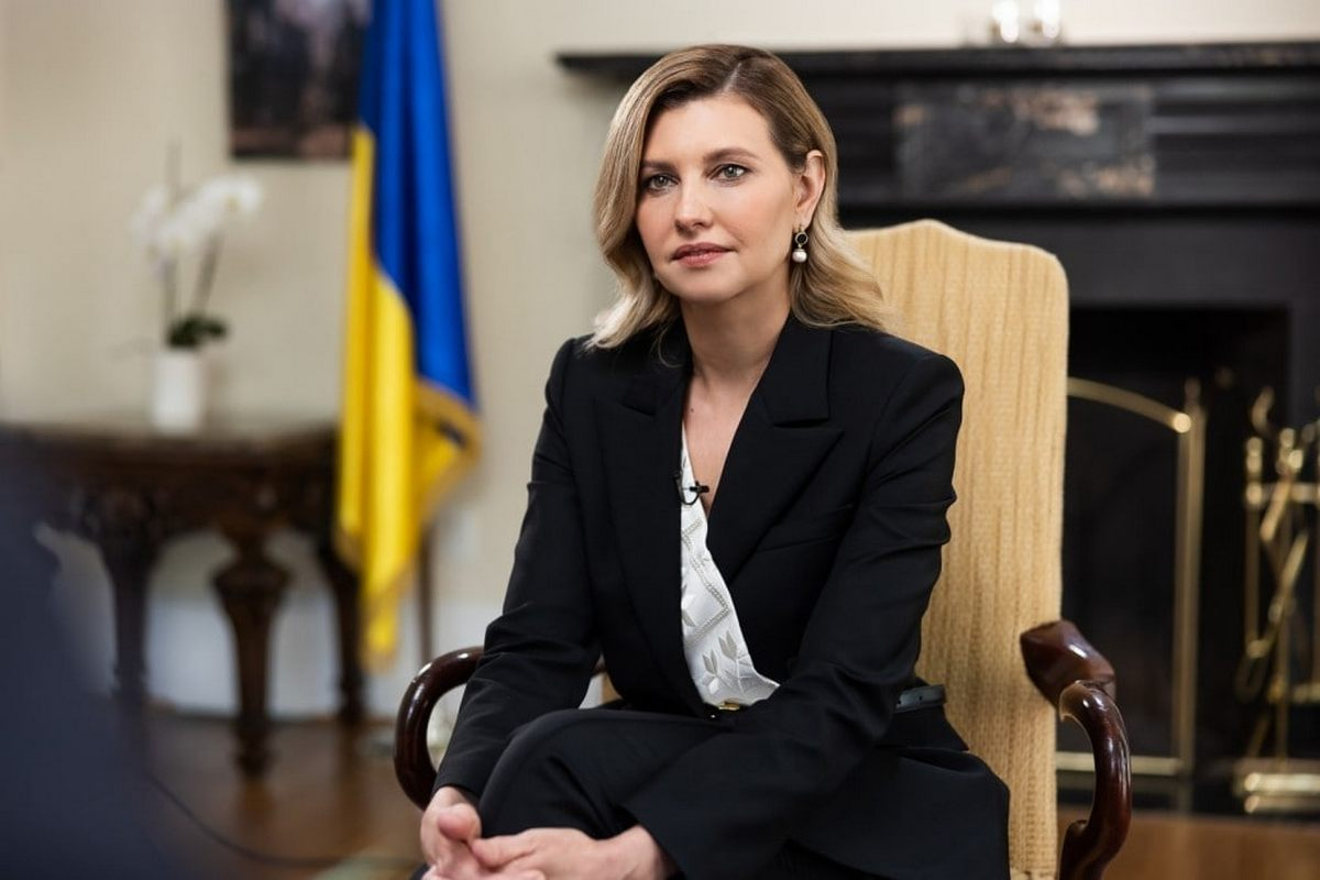 Жена Зеленского выступила против принуждения украинских беженцев к возвращению в страну