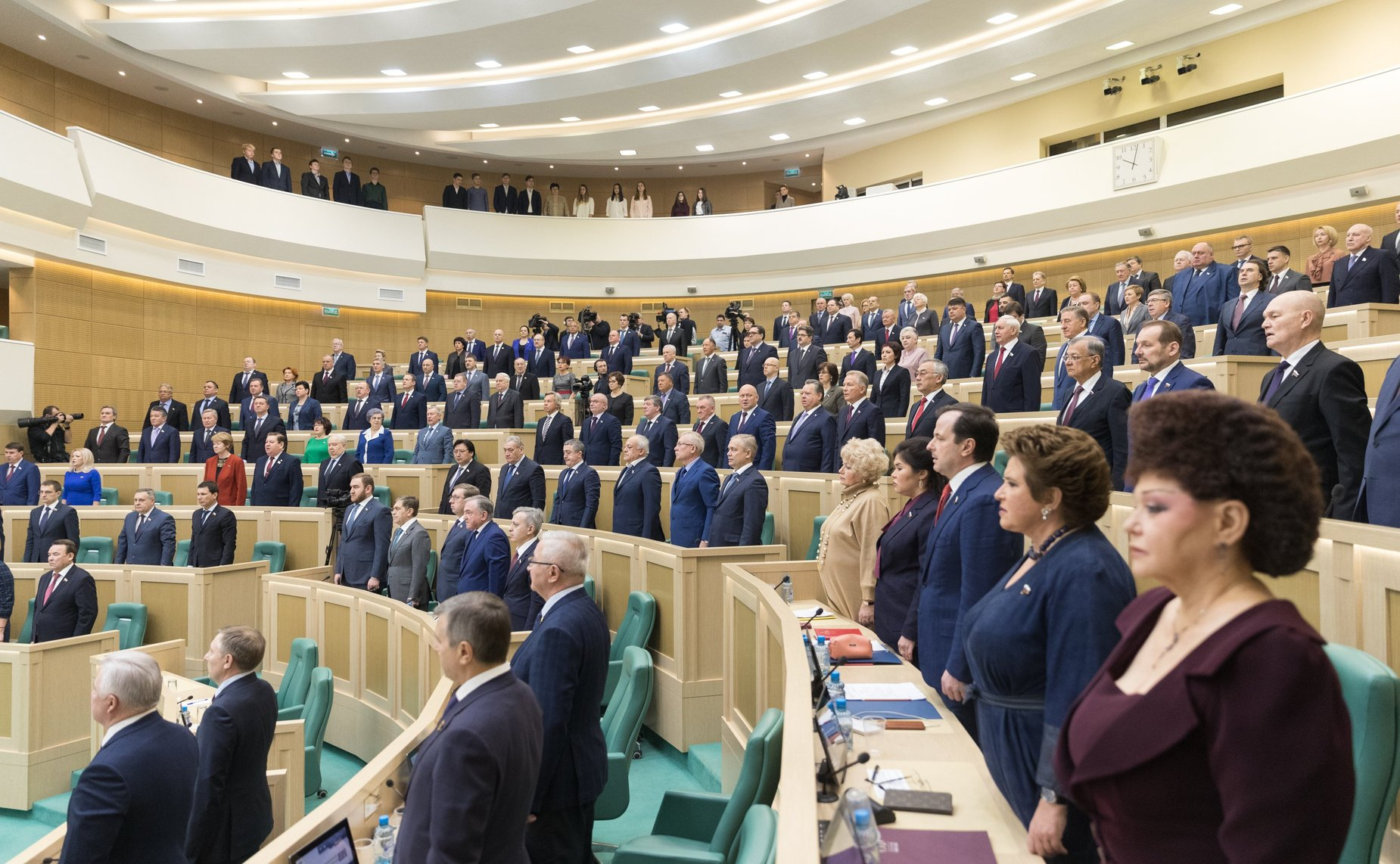 Комитет Совфеда одобрил закон о конфискации имущества за фейки об армии