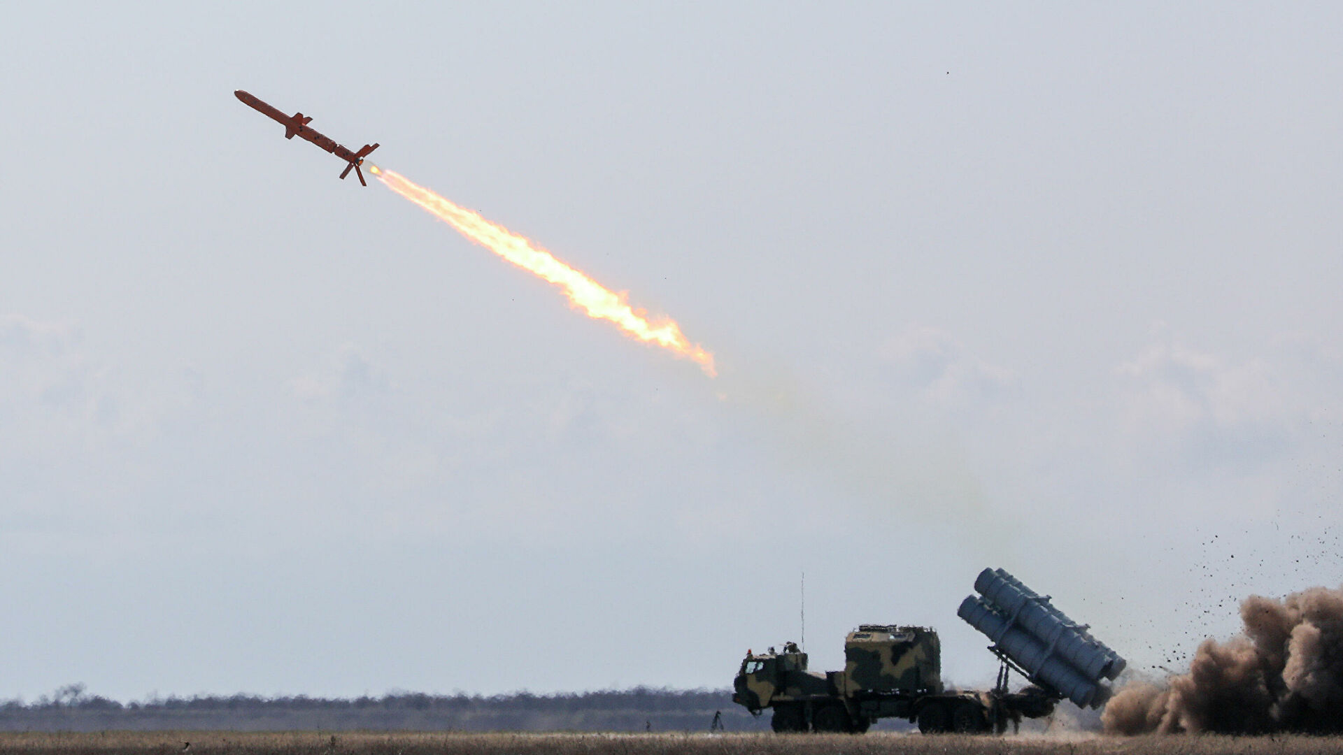 Минобороны: российская армия нанесла массированный удар по предприятиям ОПК Украины