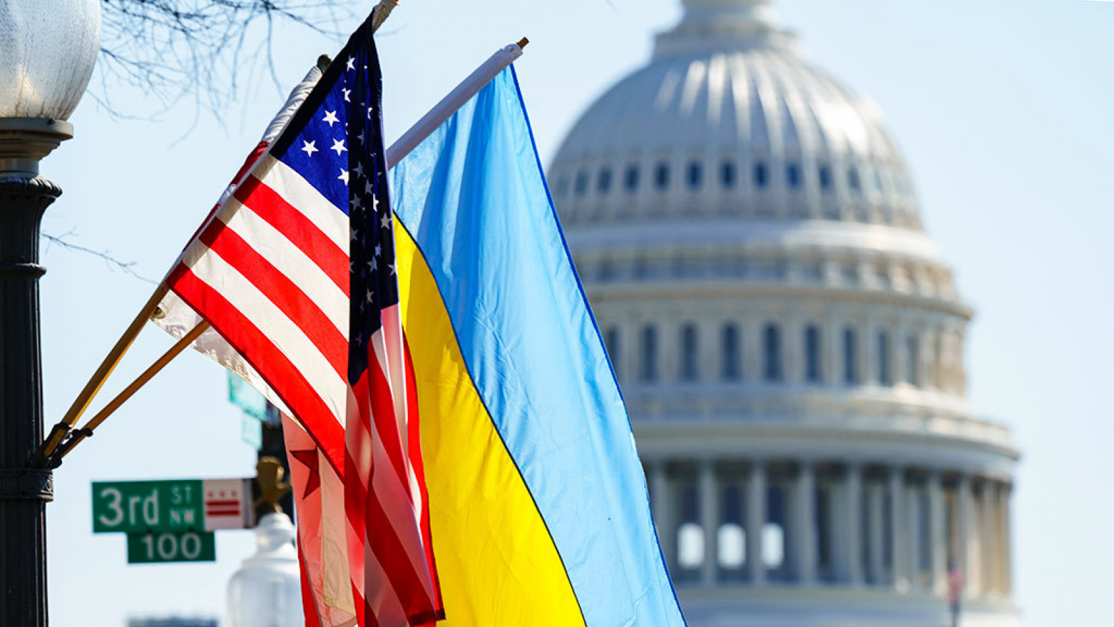 Politico: США переложат на Германию роль главного донора Украины