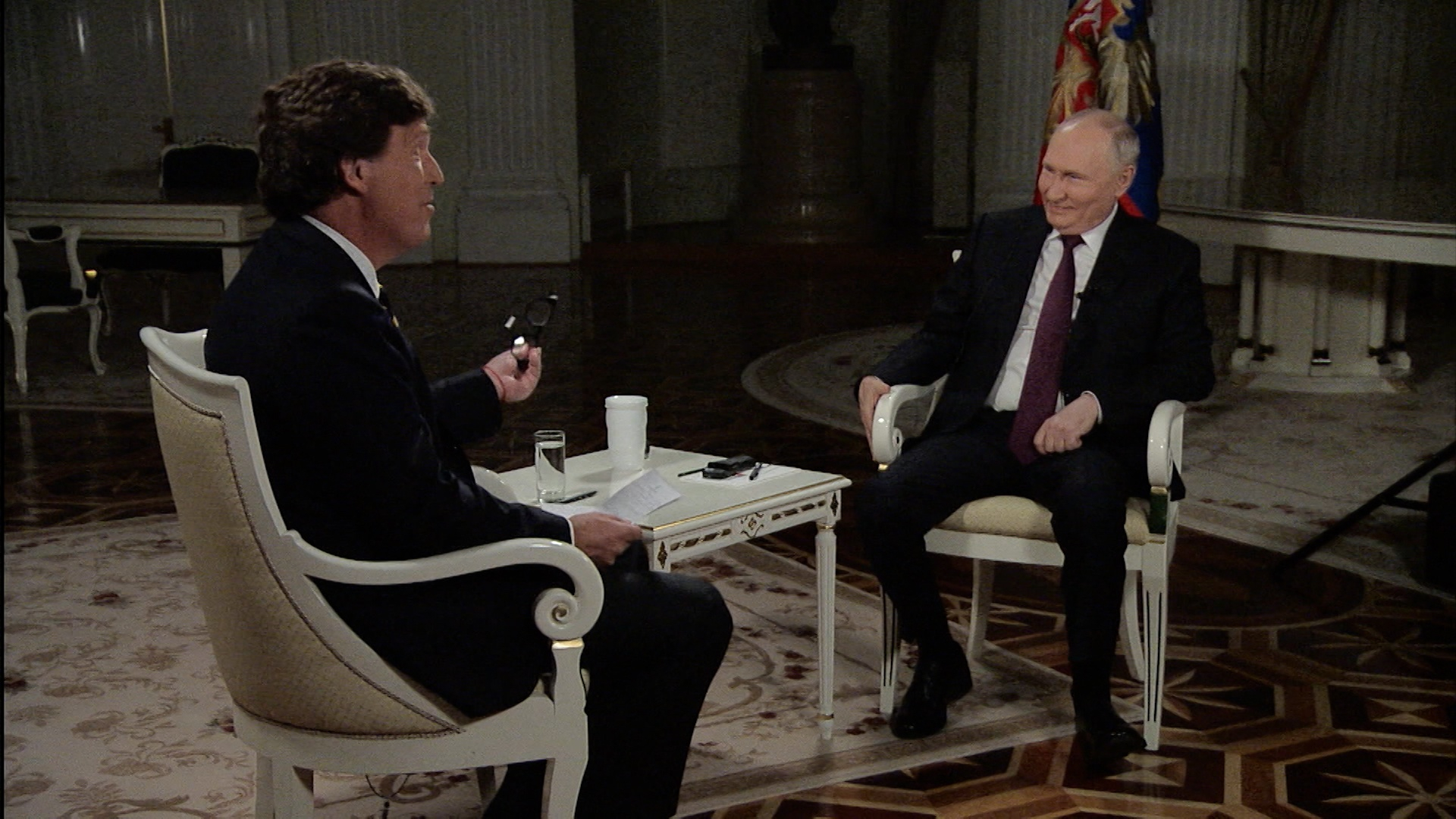 Путин заявил, что не получил полного удовольствия от интервью Карлсону
