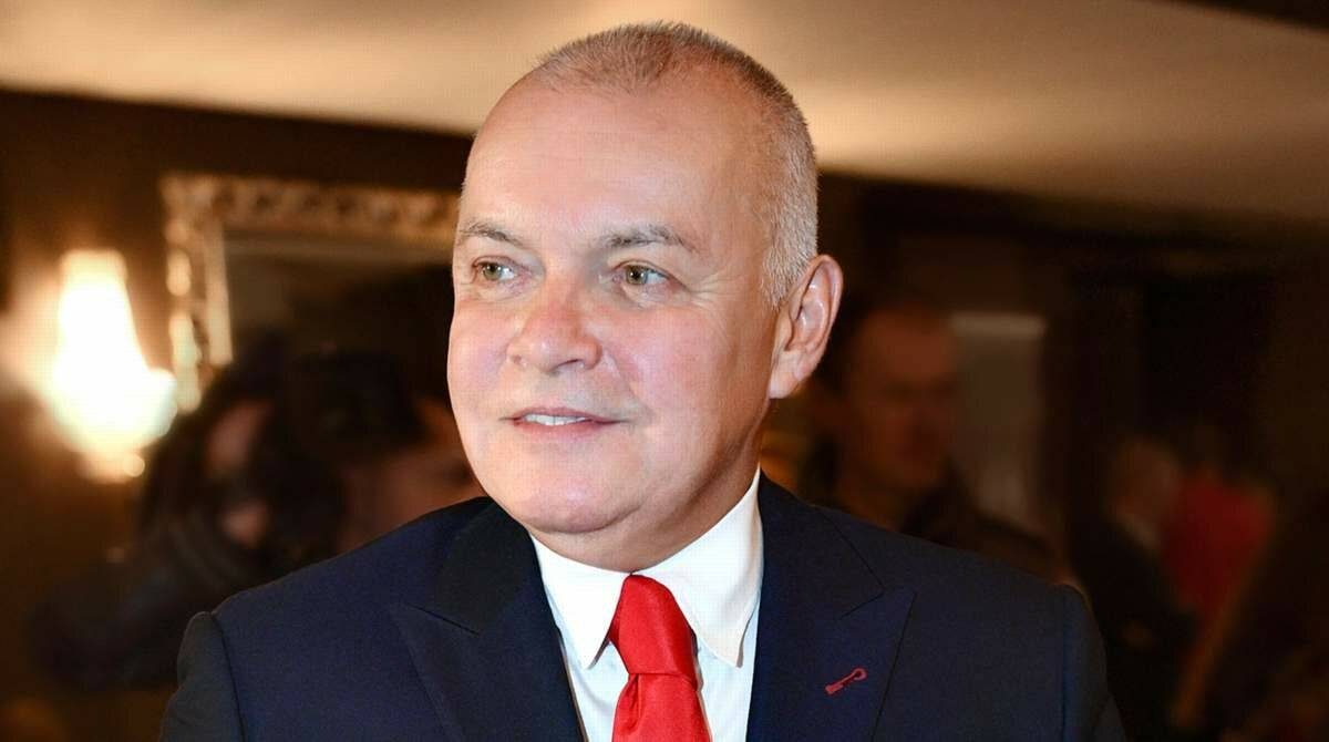 Дмитрий Киселев направил запрос на интервью с президентом США Байденом