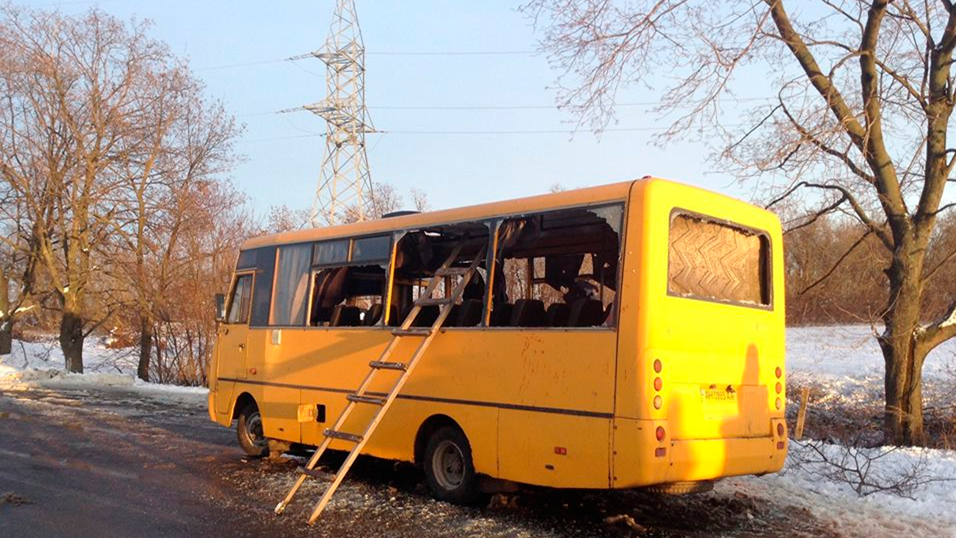 В Херсонской области беспилотник ВСУ атаковал автобус с пассажирами