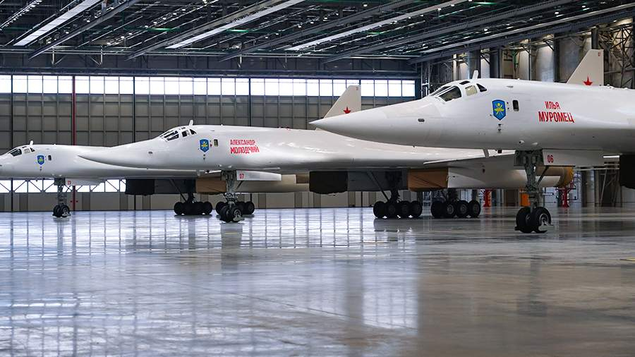 Путин совершил полет на стратегическом ракетоносце Ту-160М