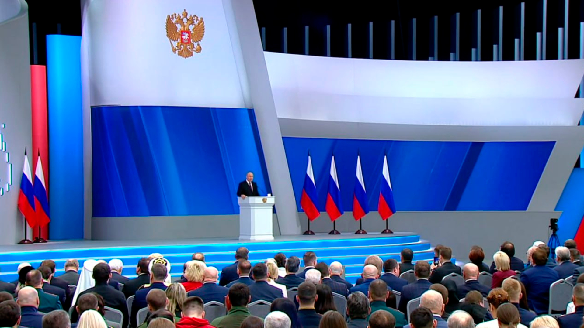 Путин заявил, что боевые возможности ВС РФ увеличились многократно