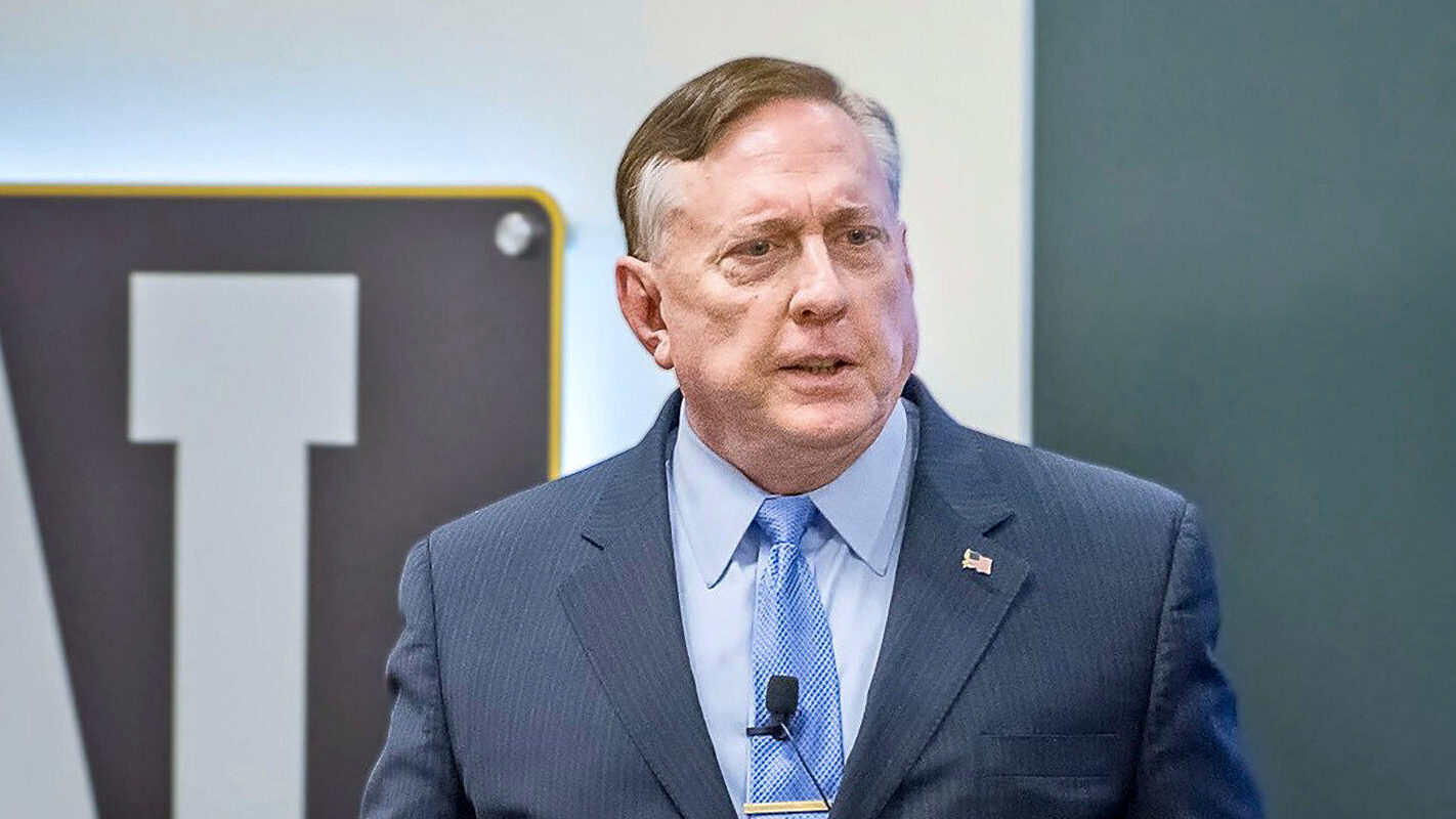 Полковник Макгрегор: США должны прекратить развязывать войны за рубежом