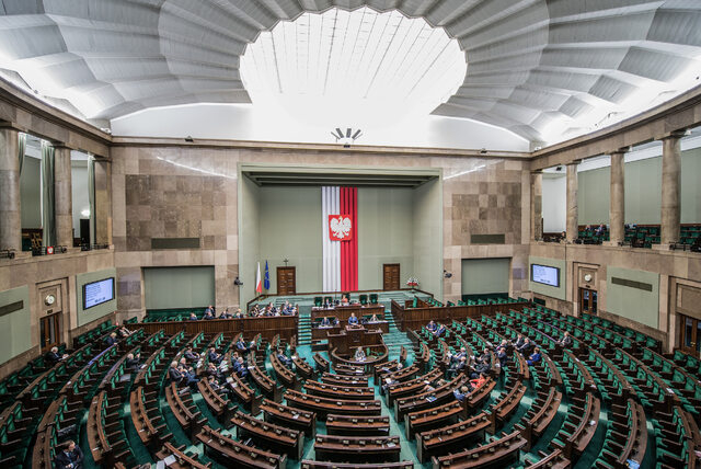 Польша призвала ЕС запретить ввоз продуктов из России и Белоруссии