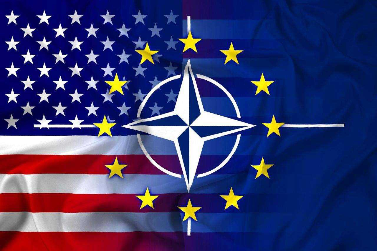 Сенатор Ли: США следует покинуть НАТО в случае ввода войск Альянса на Украину