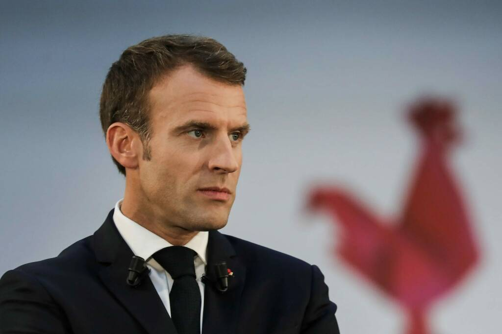 Макрон заявил о необходимости признать Крым частью Украины для достижения мира