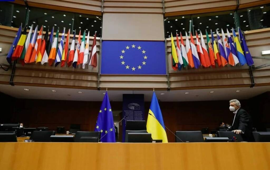 Politico: ЕС тайно работает над вступлением Украины