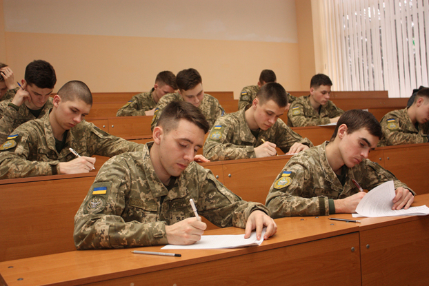 Сальдо: власти Украины готовят мобилизацию студентов
