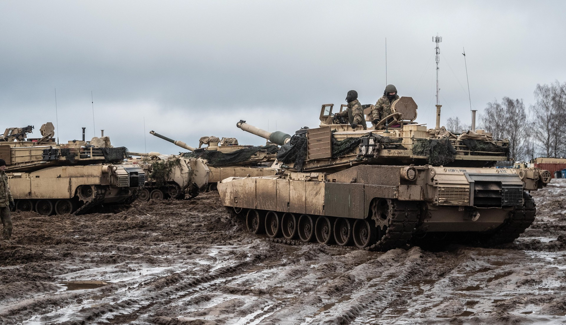 Российские военные уничтожили четвертый танк Abrams с помощью дрона