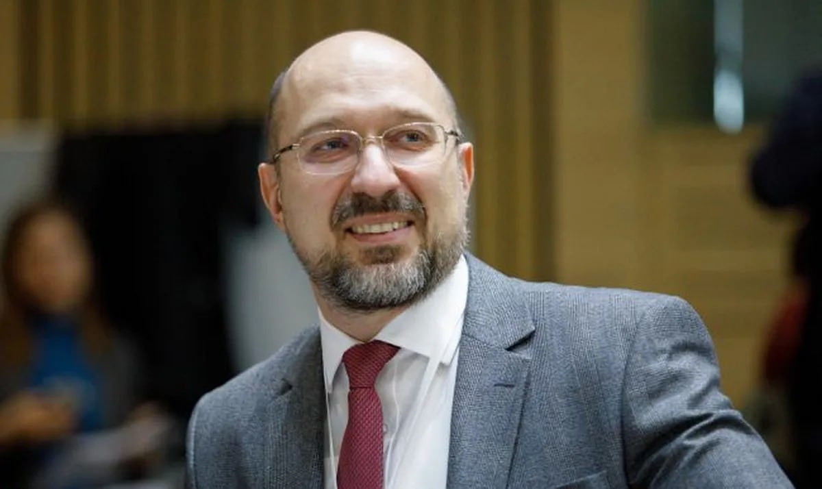 Премьер Украины Шмыгаль: закончить конфликт военным путем невозможно