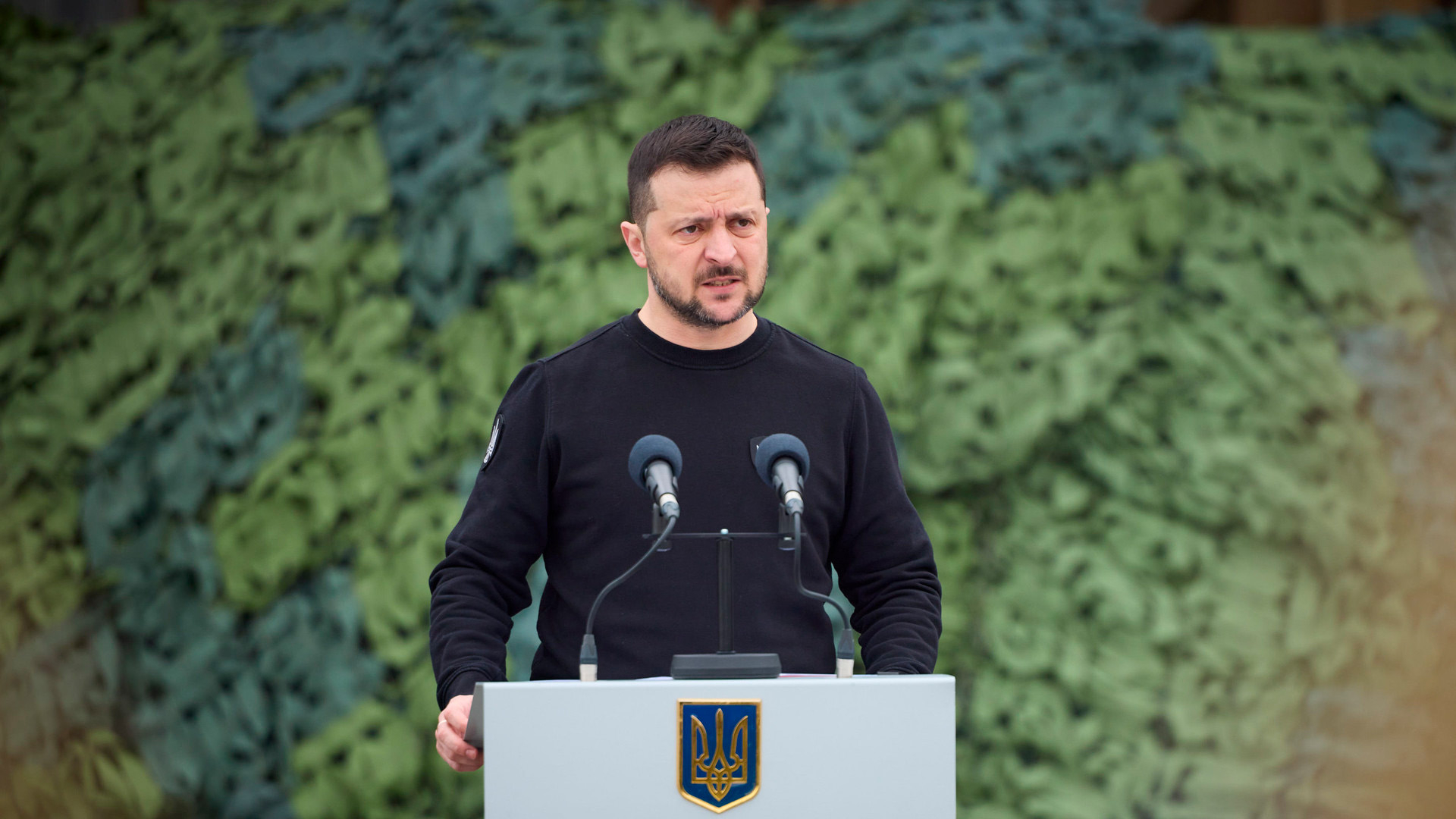 Зеленский пристыдил ЕС за проблемы украинской армии с боеприпасами