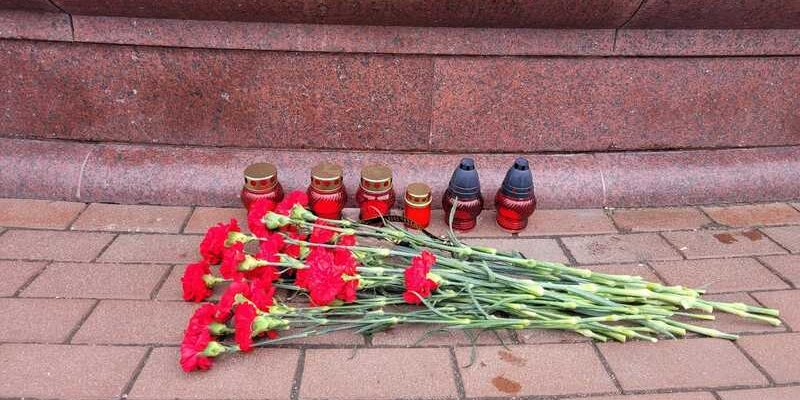 В России начался общенациональный траур по погибшим в «Крокус Сити Холле»