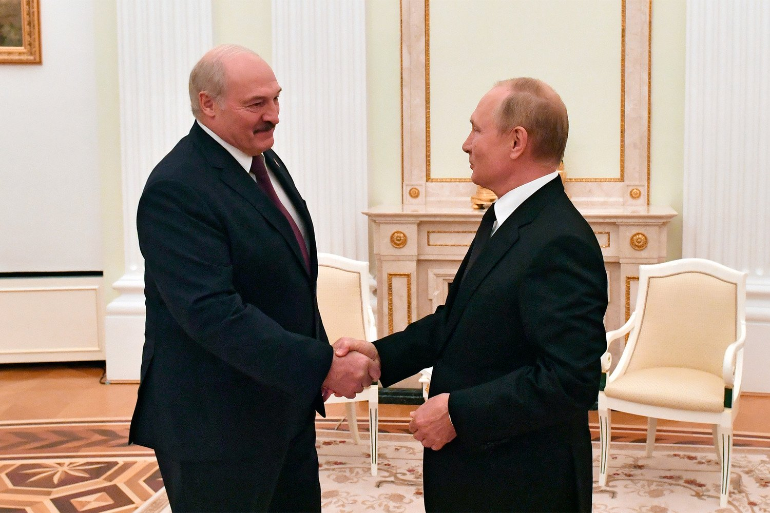 Лукашенко после теракта в «Крокусе» связался с Путиным
