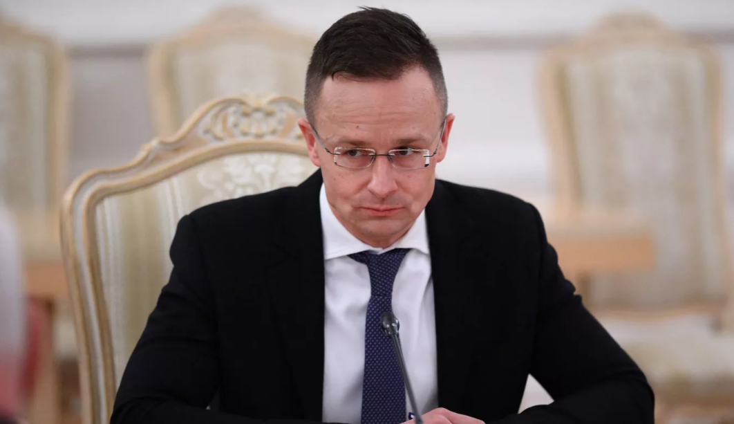 Сийярто: Венгрии не нужен транзит российского газа через Украину
