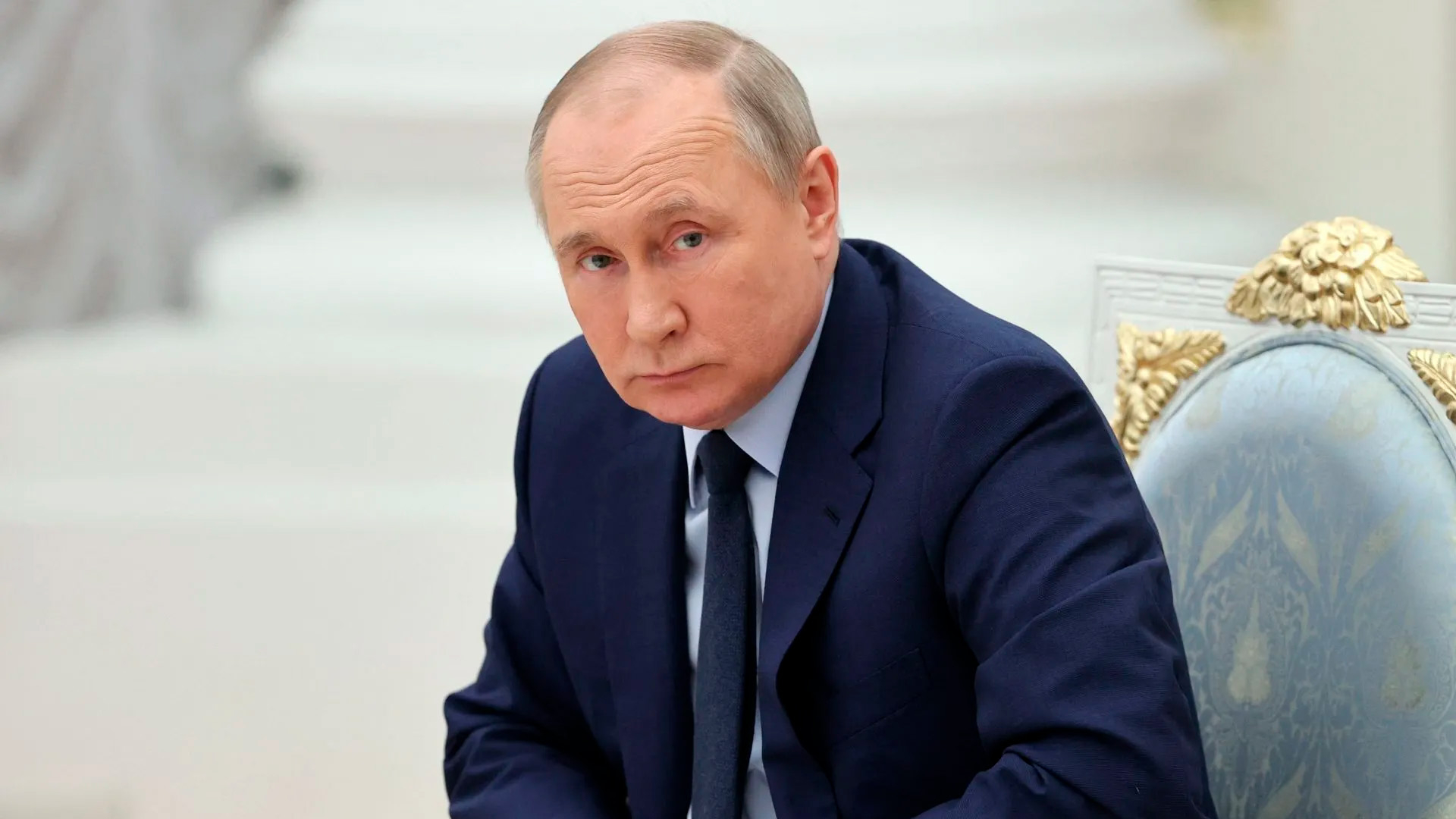Путин: ситуация в миграционной сфере должна быть под контролем