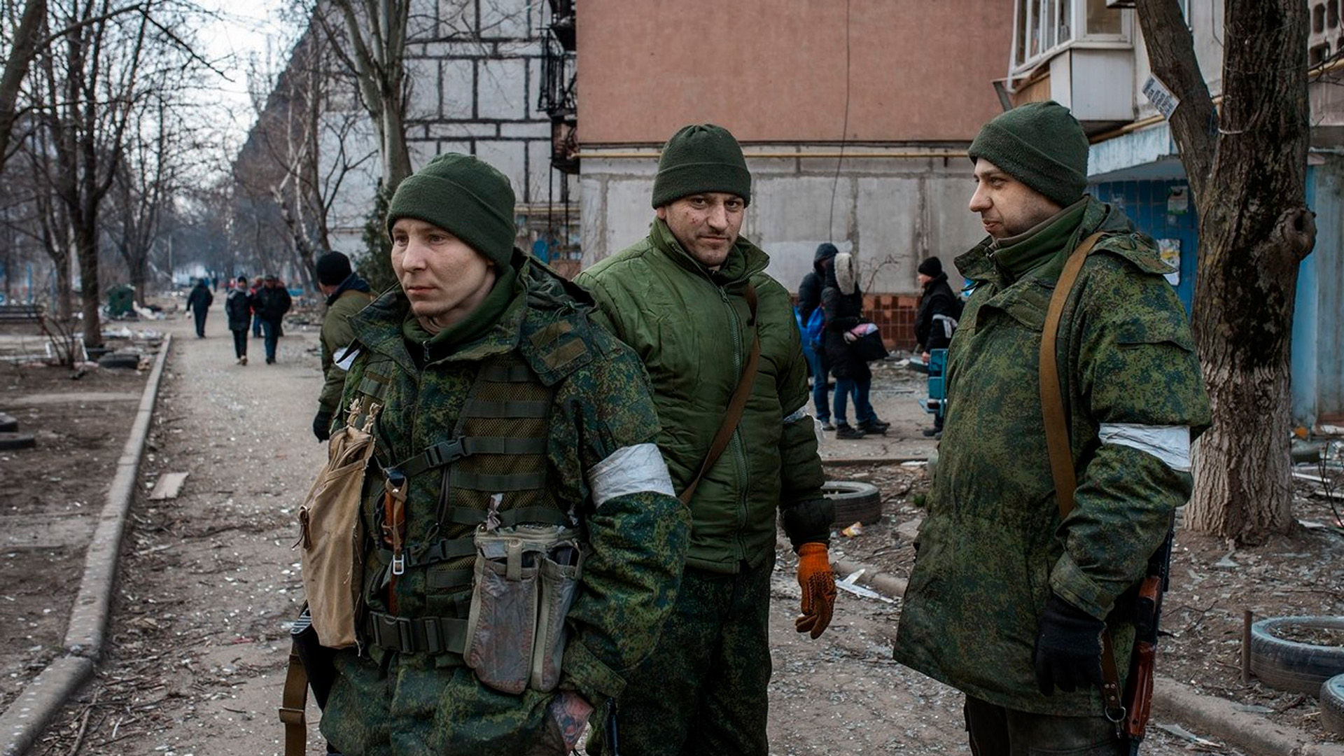 Капитан ВСУ Алымов рассказал о пропасти между военными и гражданскими на Украине