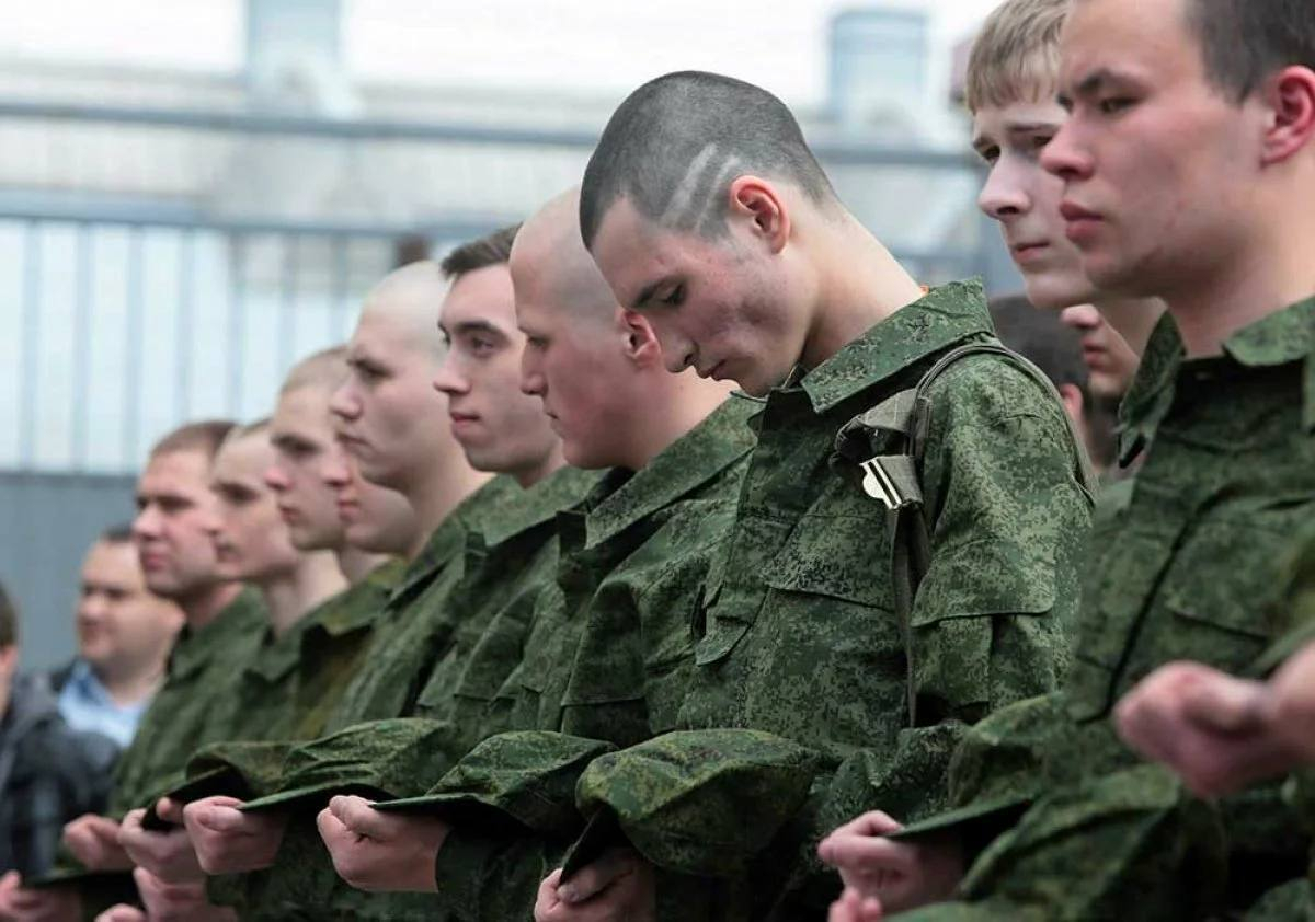Зеленский отменил категорию «ограниченно годных» военнообязанных на Украине