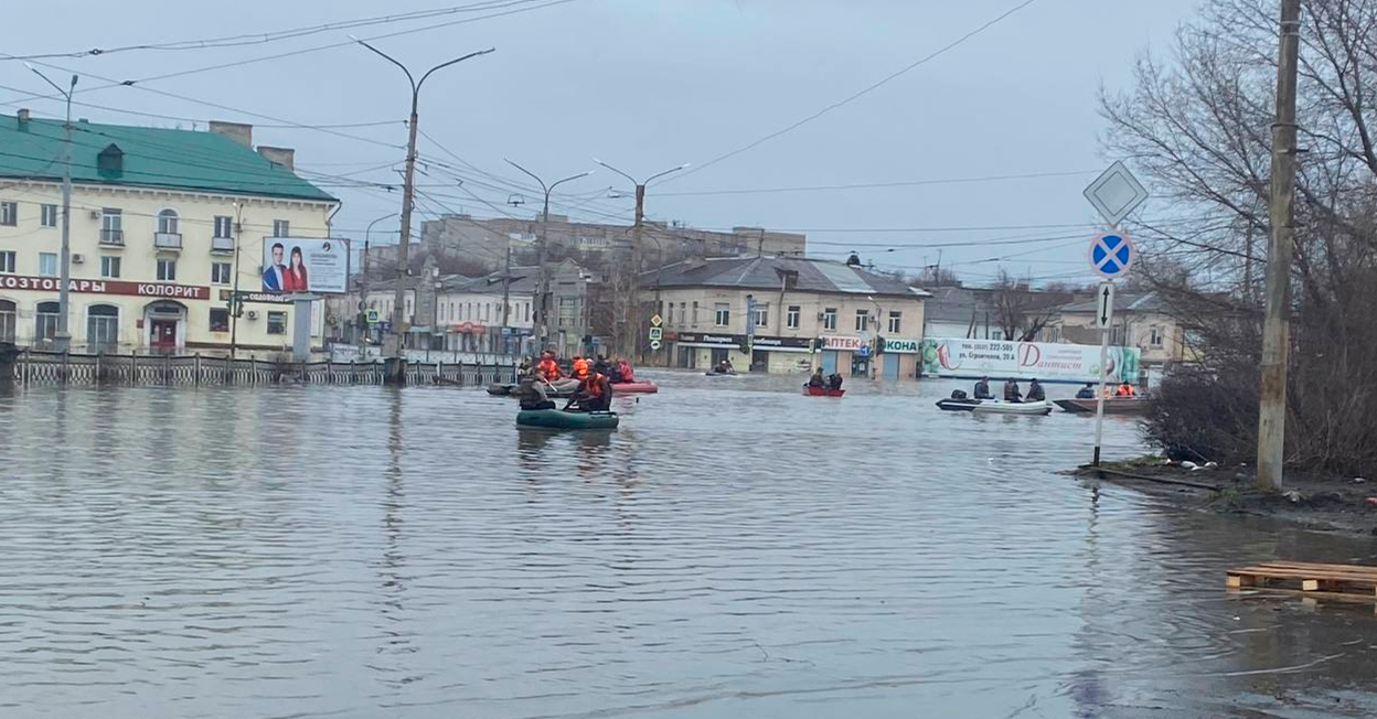 В Оренбургской области более 10 тысяч домов остаются подтопленными