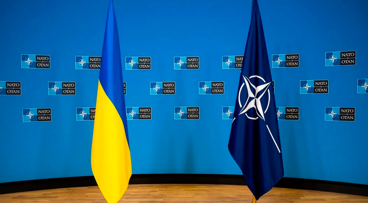 Украина отказалась от идеи скорейшего вступления в НАТО