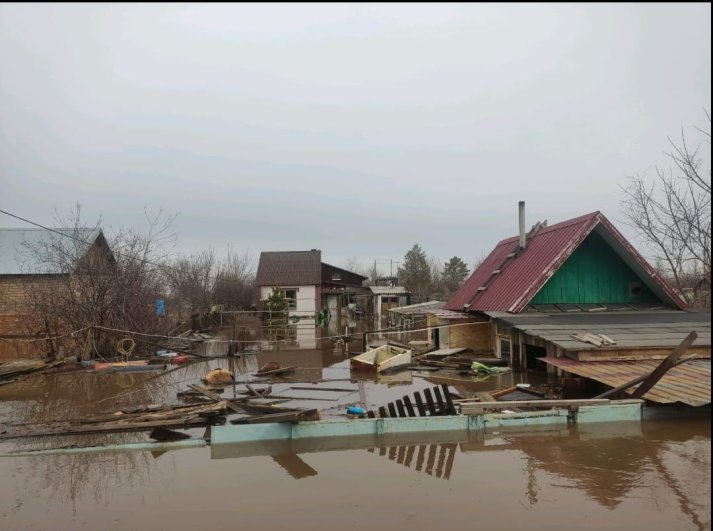 Власти Оренбургской области пообещали построить новую дамбу в Орске