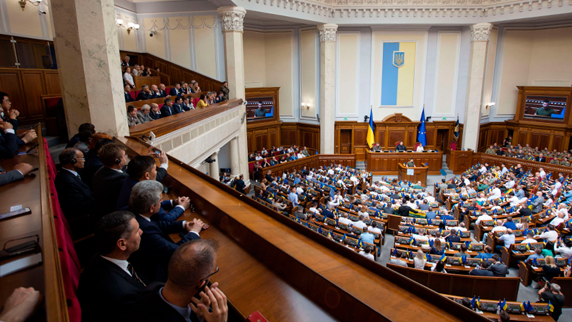 Власти Украины решили считать повестки врученными даже в отсутствие факта их вручения