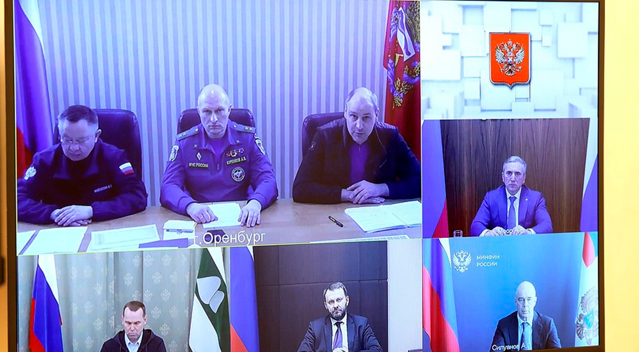Губернатор Паслер доложил Путину о пике паводка в Оренбуржье