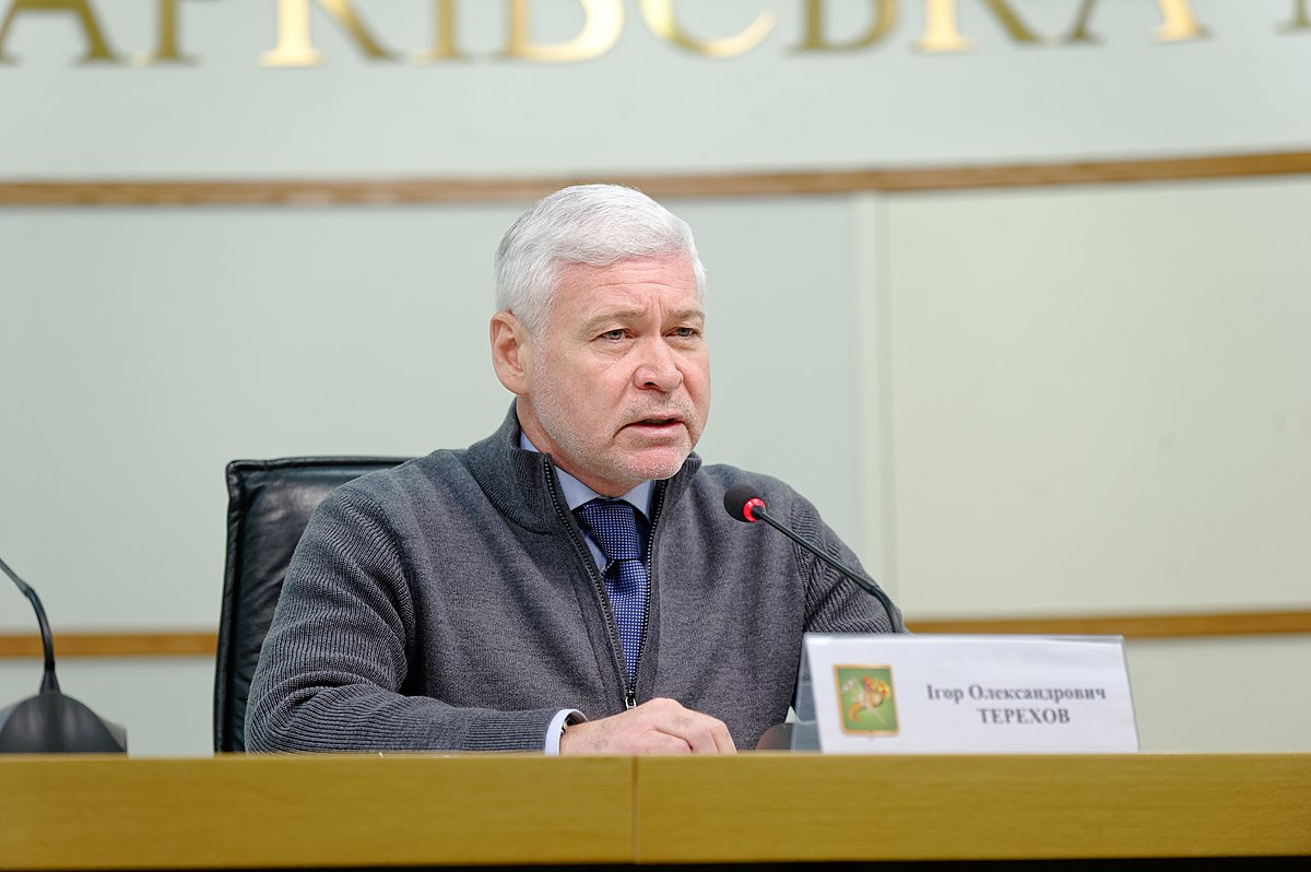 Мэр Харькова сообщил о массовой панике в городе