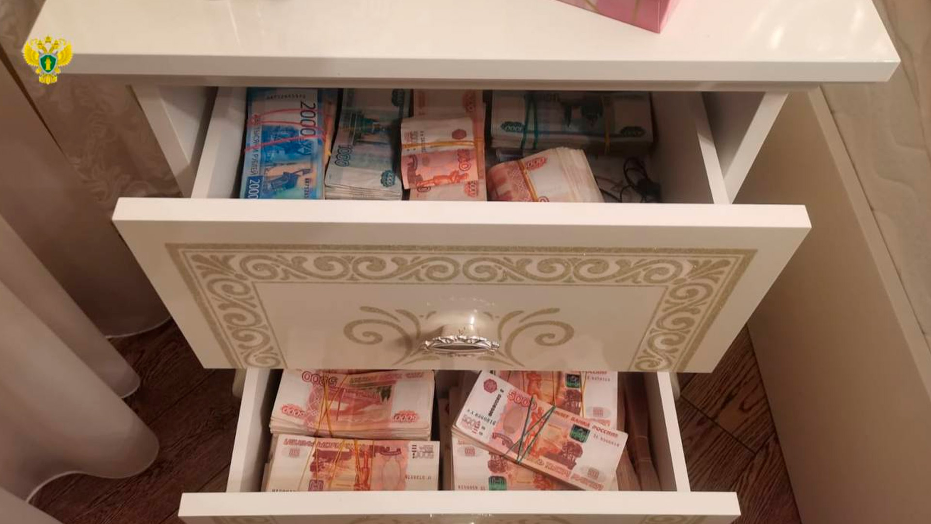 Появилась информация о криминальном бизнесе семьи мигранта, убившего жителя Люблино