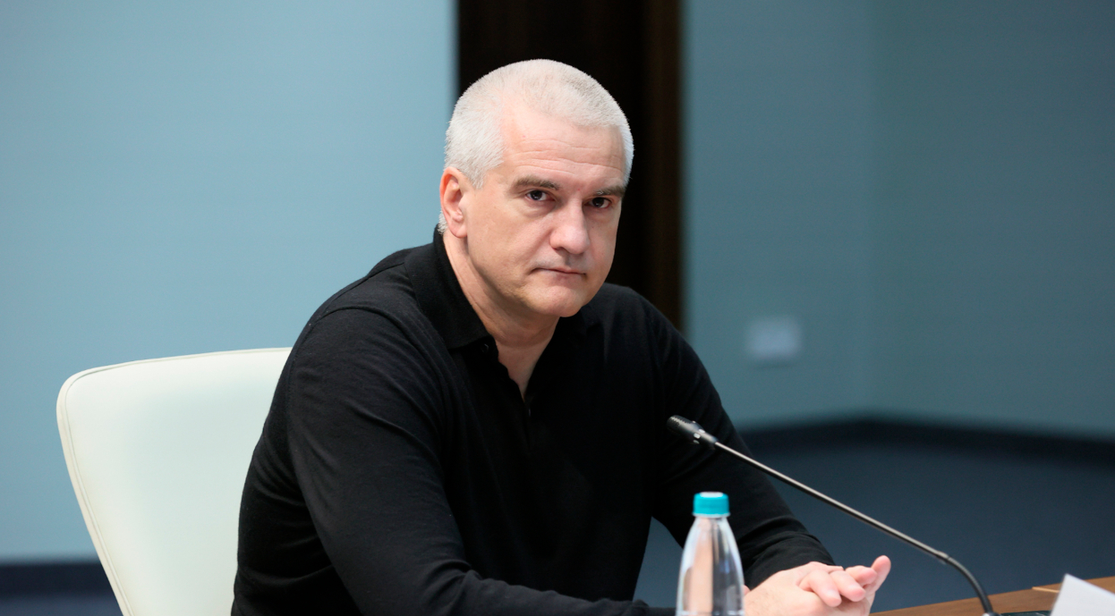 Аксенов призвал ужесточить миграционную политику в России