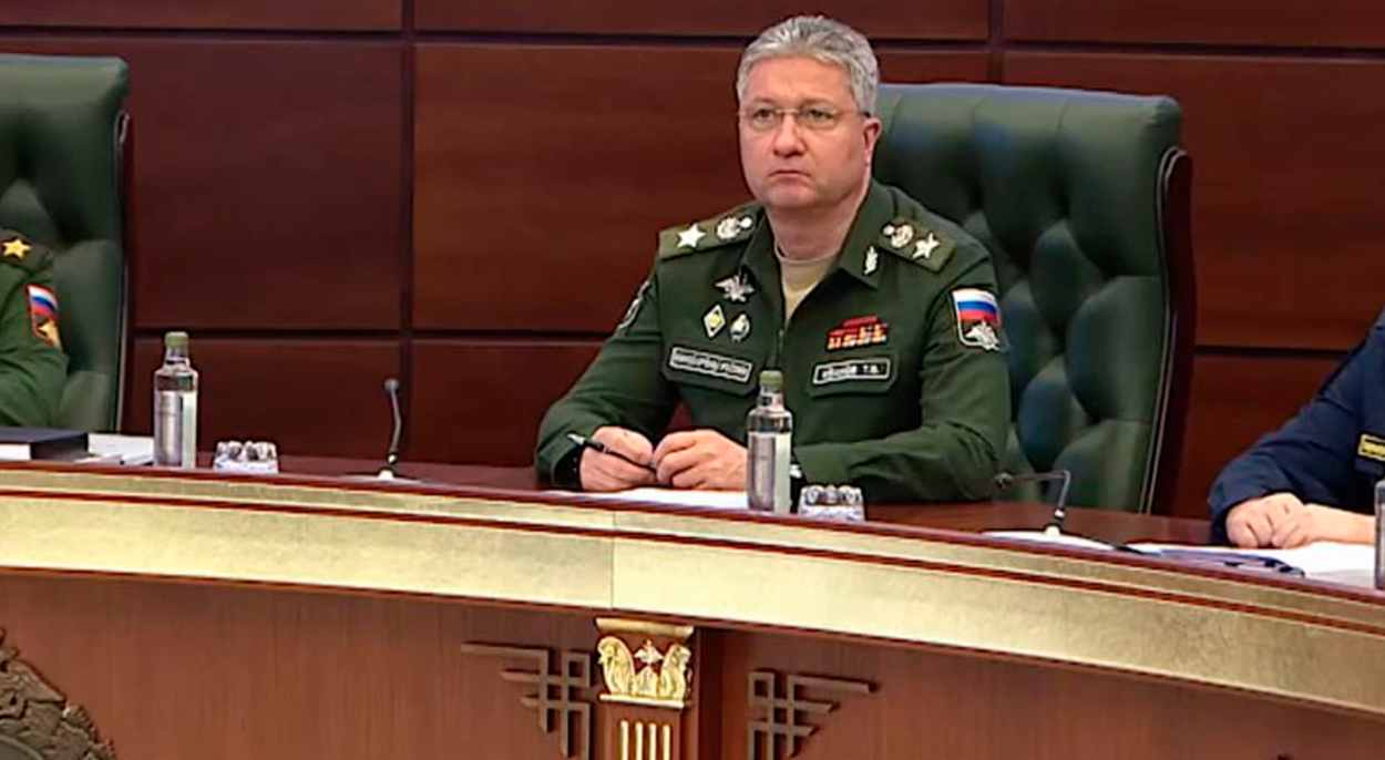 Задержанный экс-замглавы Минобороны Иванов переоформил мотоцикл на отца