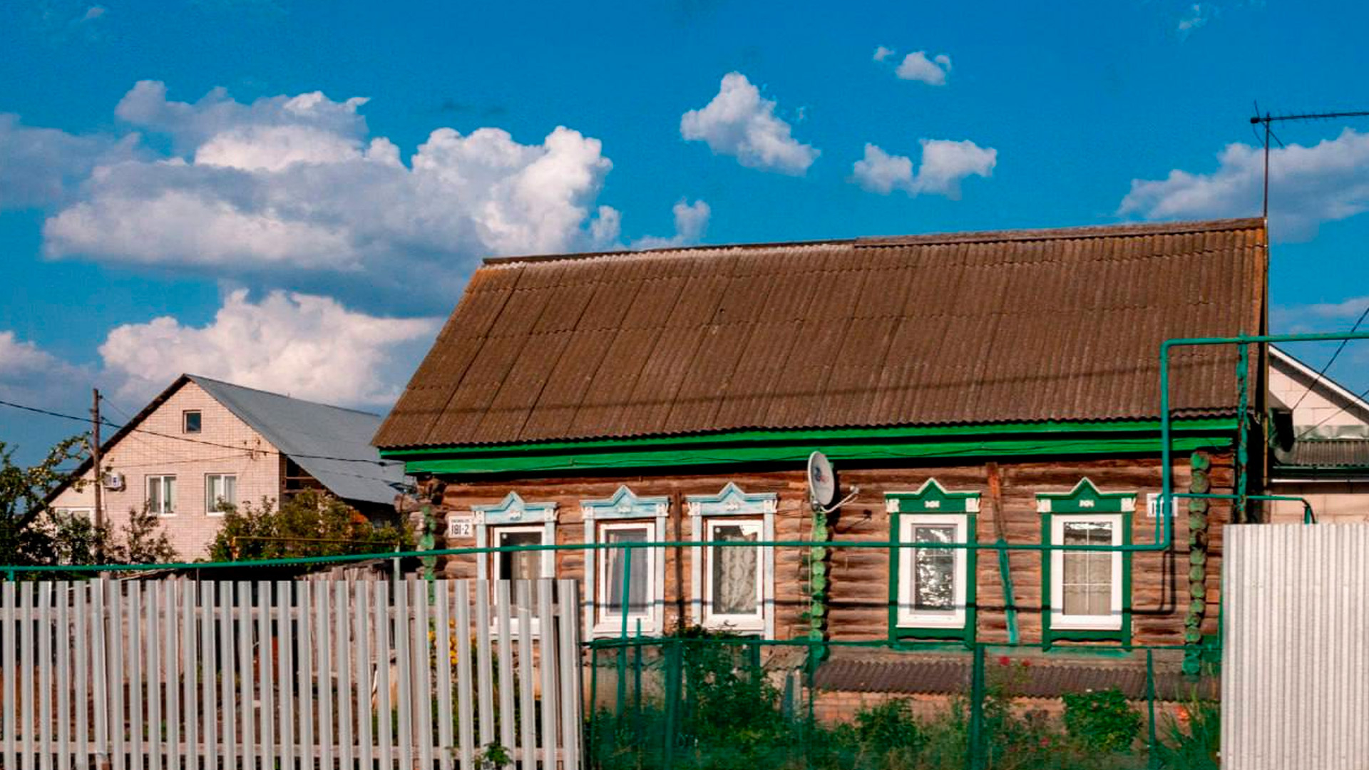 Под Ростовом мигрант выгнал семью пропавшего без вести бойца СВО на улицу