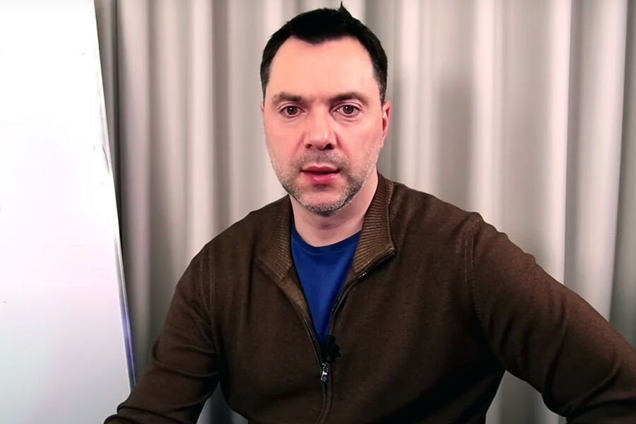Арестович заявил, что режим Зеленского привел Украину к катастрофе