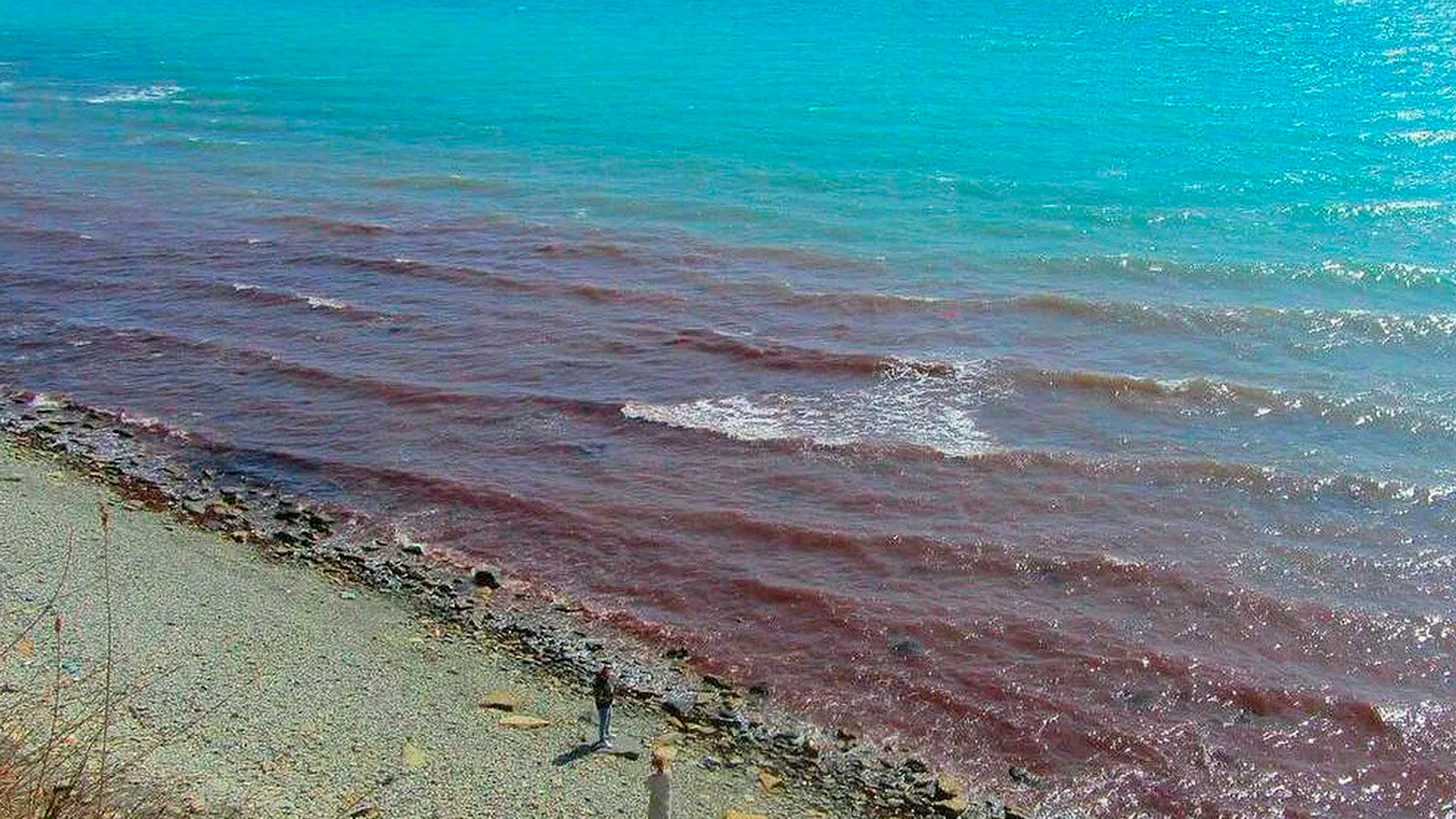 В Анапе школьник утонул в море после последнего звонка