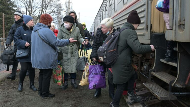 Из Харьковской области эвакуировали более 11 тысяч человек