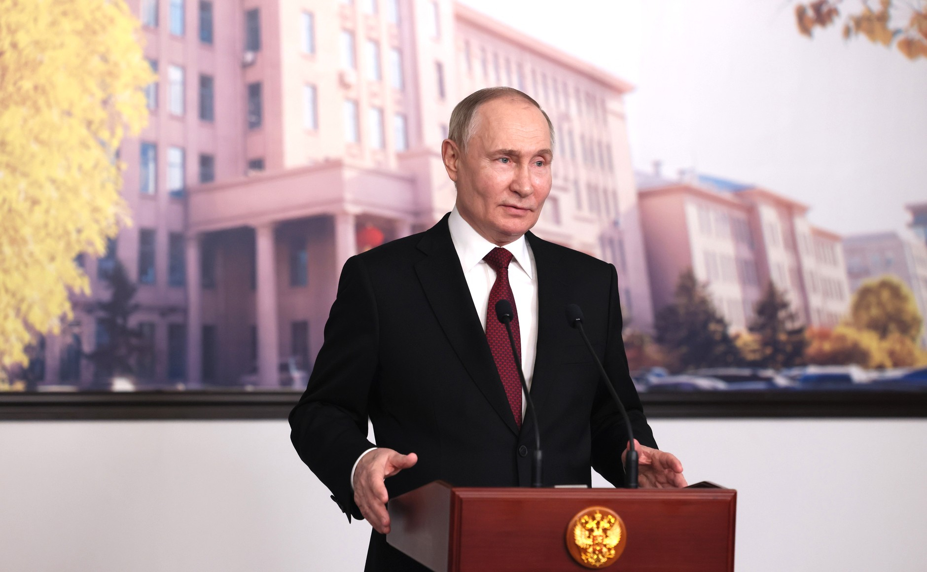 Путин назвал единственной легитимной властью на Украине спикера Рады