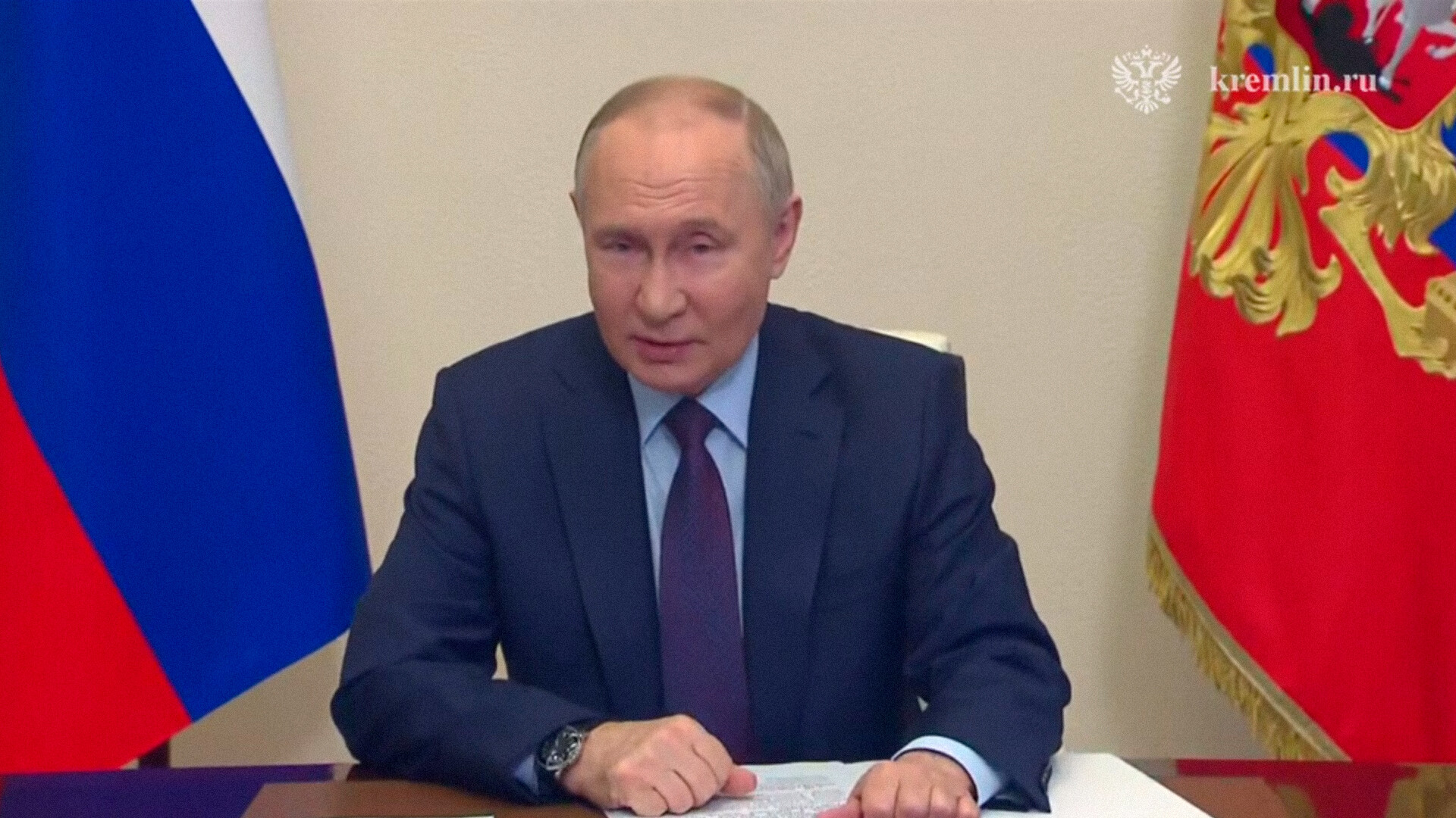 Путин поставил бойцов СВО в пример чиновникам