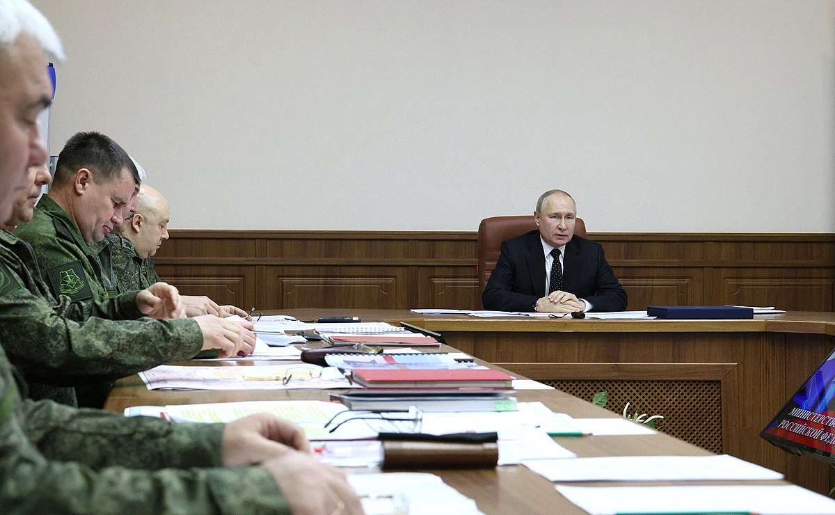 Путин разрешил семьям погибших бойцов СВО получать две пенсии