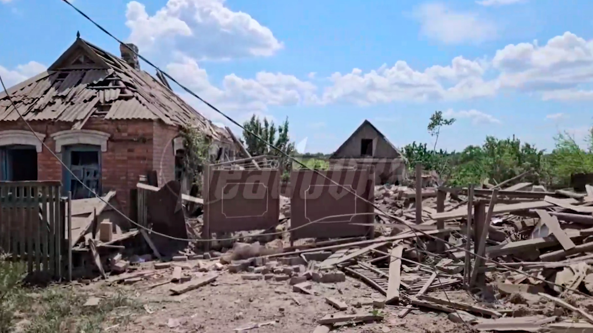 В результате обстрела ДНР погибла беременная женщина