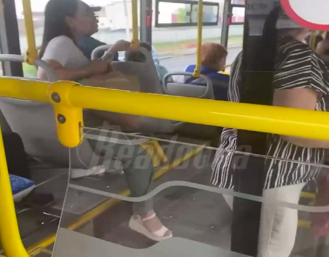В Уфе мужчина напал с ножом на пассажира автобуса