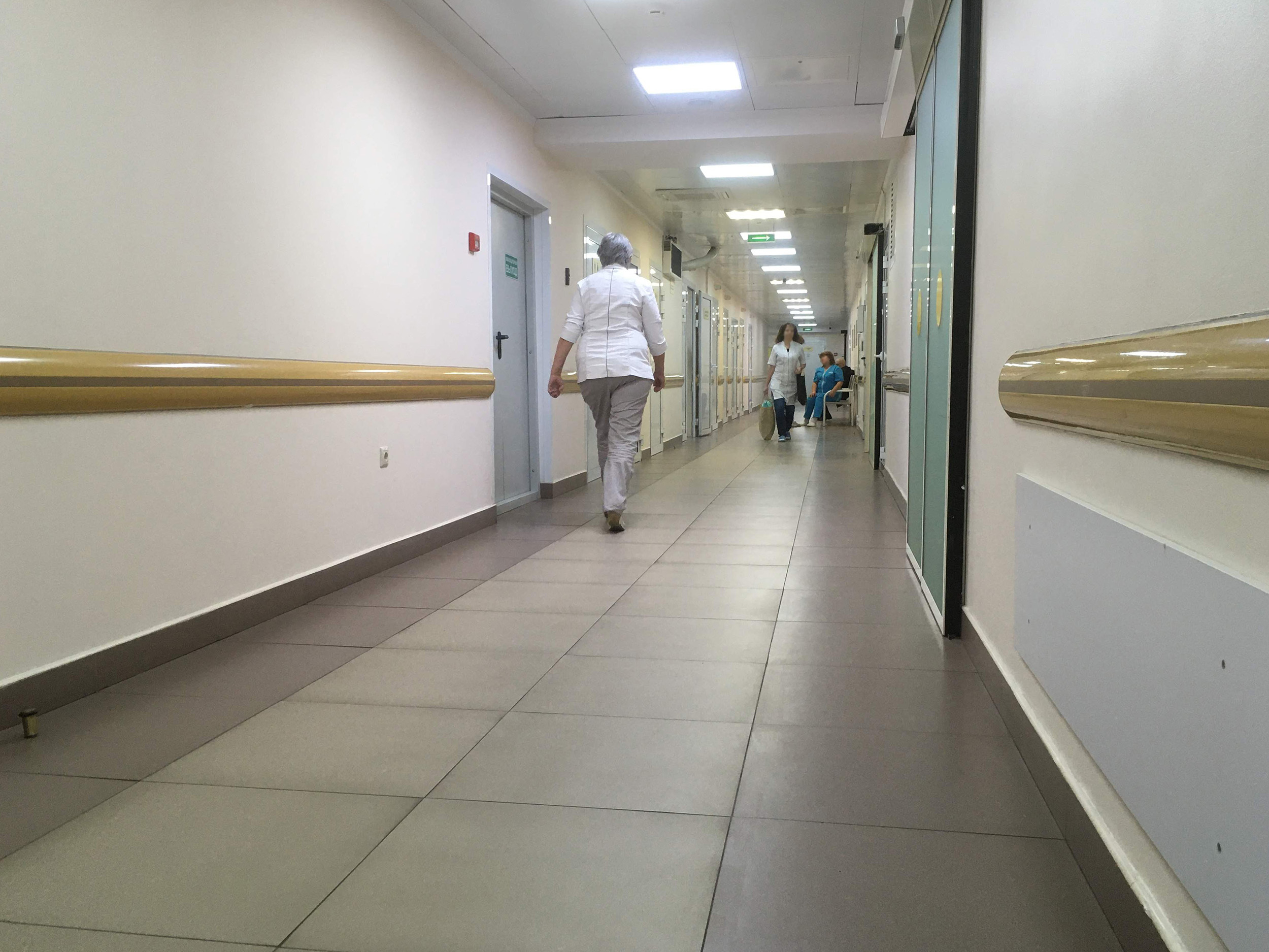 В Буйнакске госпитализировали свыше 35 человек из-за отравления