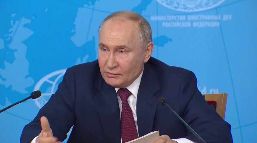 Путин назвал бредом заявления западных стран о желании России напасть на Европу