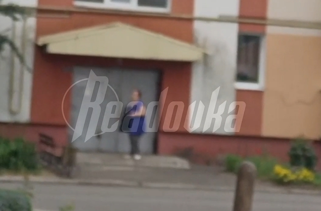 Под Белгородом пенсионерка отказалась впускать мать с детьми в подъезд во время ракетной опасности