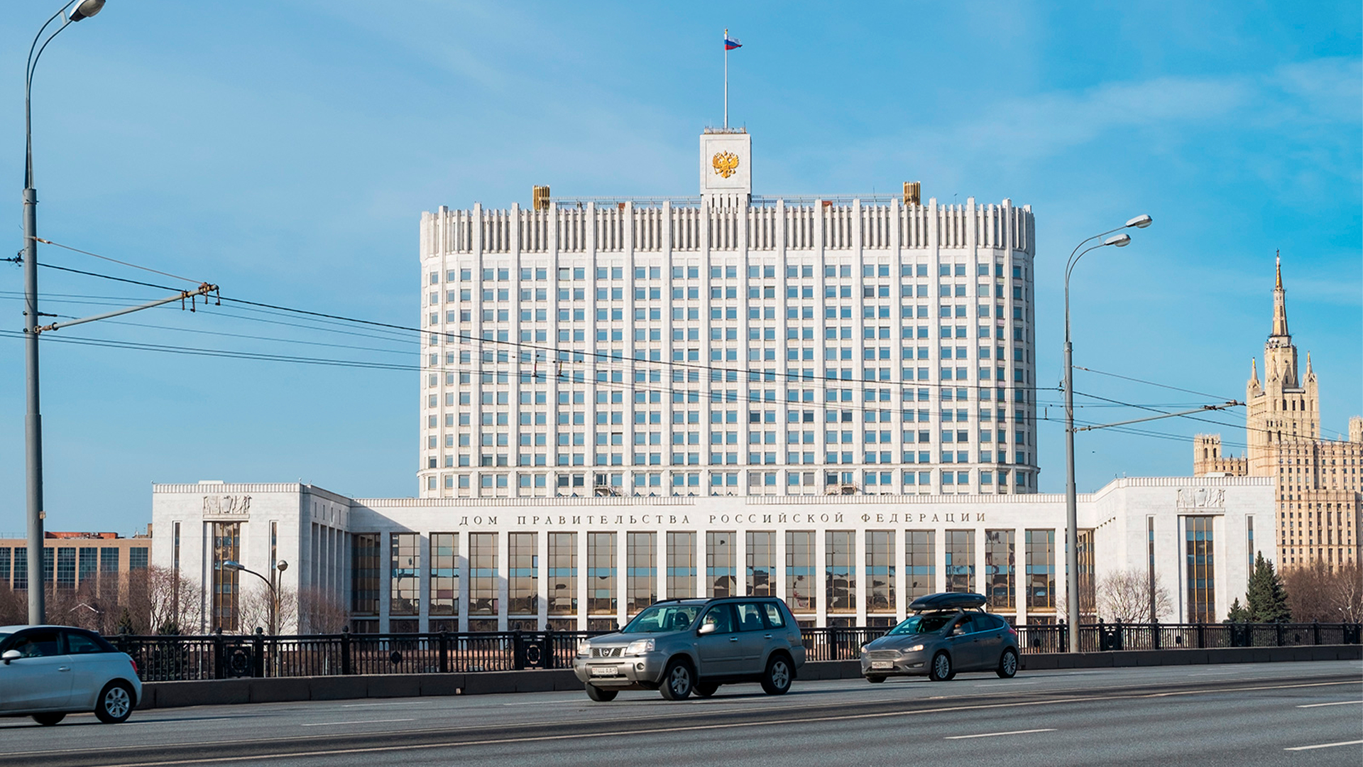 Правительство поддержало введение режима высылки иностранцев из России