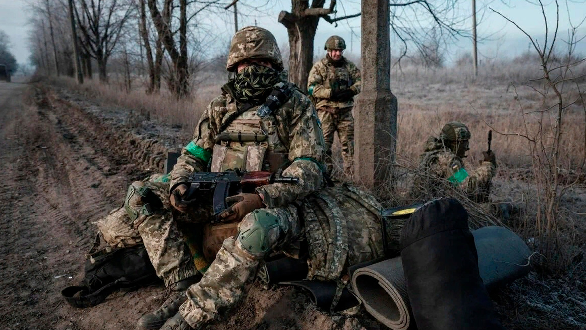 Украинские морпехи пристыдили Зеленского за то, что их бросили в плену
