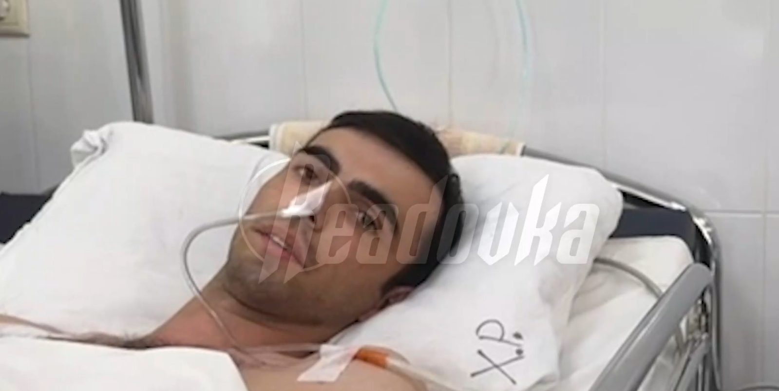 «Ты еще молодой»: полицейский вытащил коллегу из перестрелки во время теракта в Дагестане